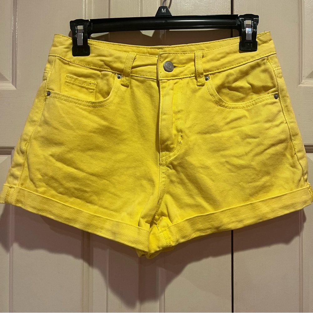 PACSUN Mom Shorts 25 Yellow Roll Cuff